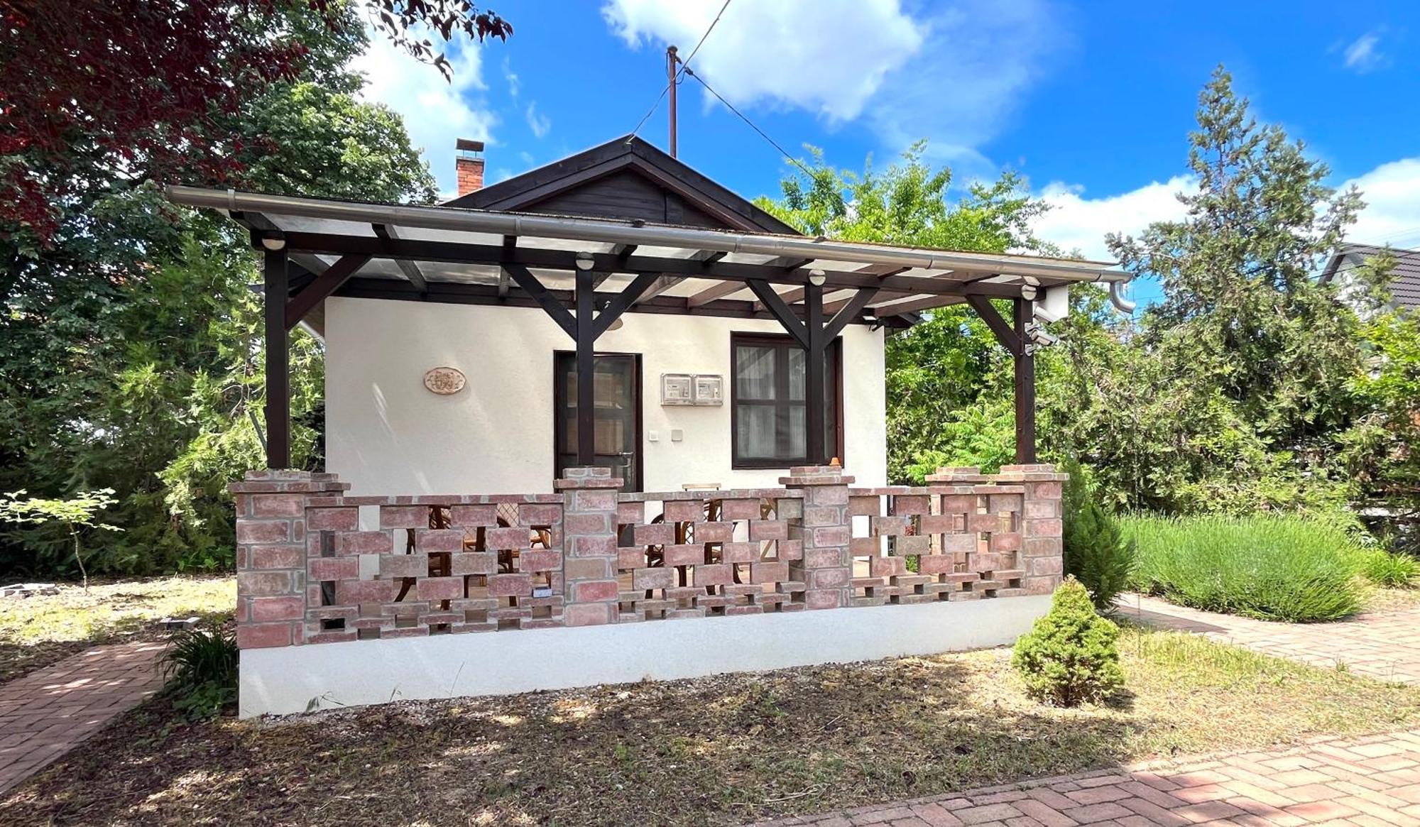 Aranypart Apartmanhazak Tiszakecske Luaran gambar