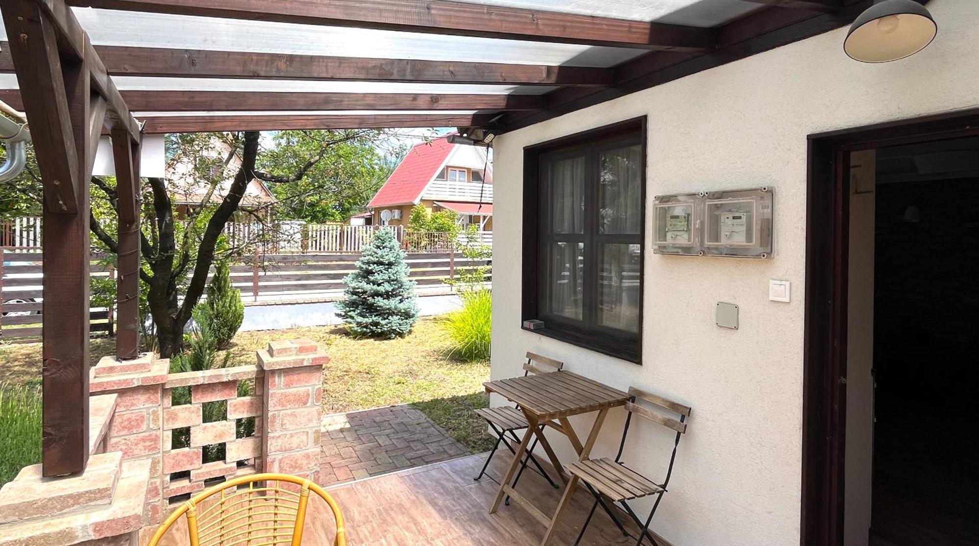 Aranypart Apartmanhazak Tiszakecske Luaran gambar