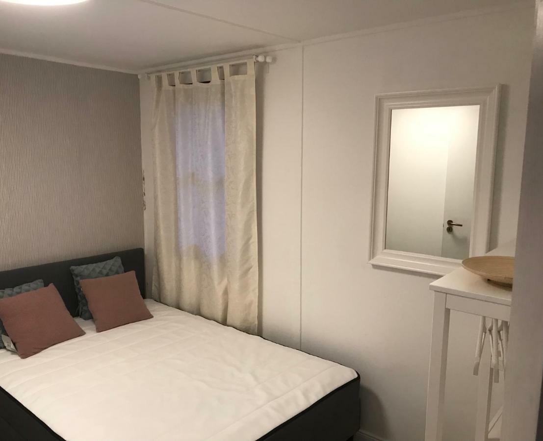 Aranypart Apartmanhazak Tiszakecske Luaran gambar