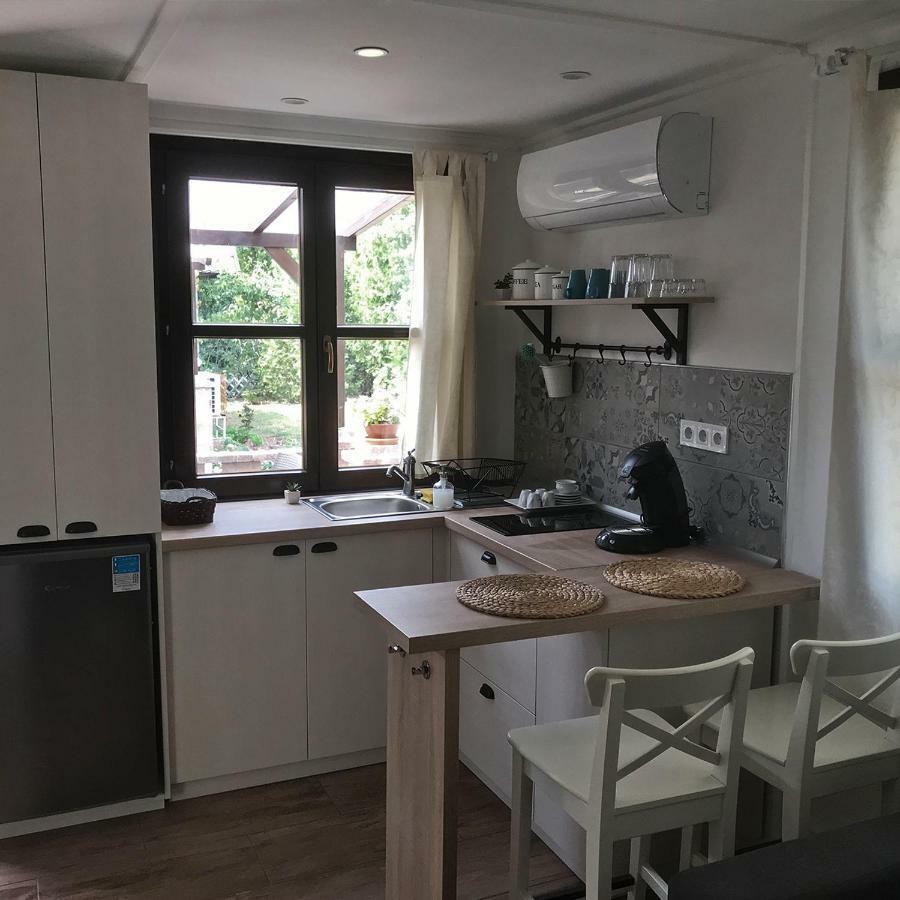 Aranypart Apartmanhazak Tiszakecske Luaran gambar